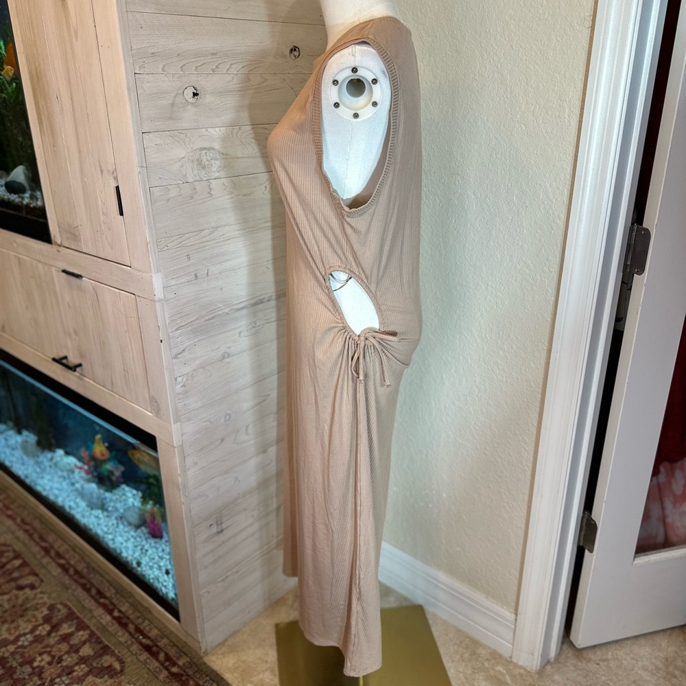 Olive and Oak NWT size XL Tan ribbed cut out tank maxi dress - Picture 6 of 15